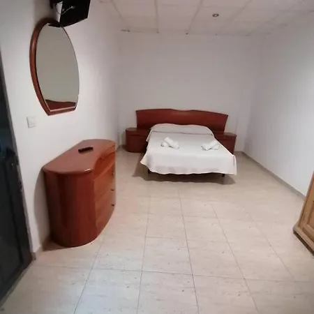 公寓 Apartamento Sur-urban Hosts